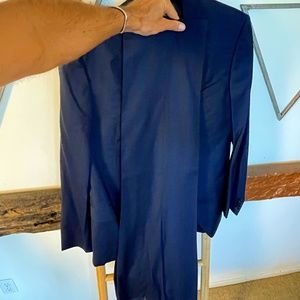 VERSACHE SUIT NEW